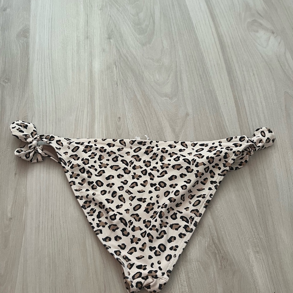 Leopard Print Bikini Bottom - Picture 2 of 3